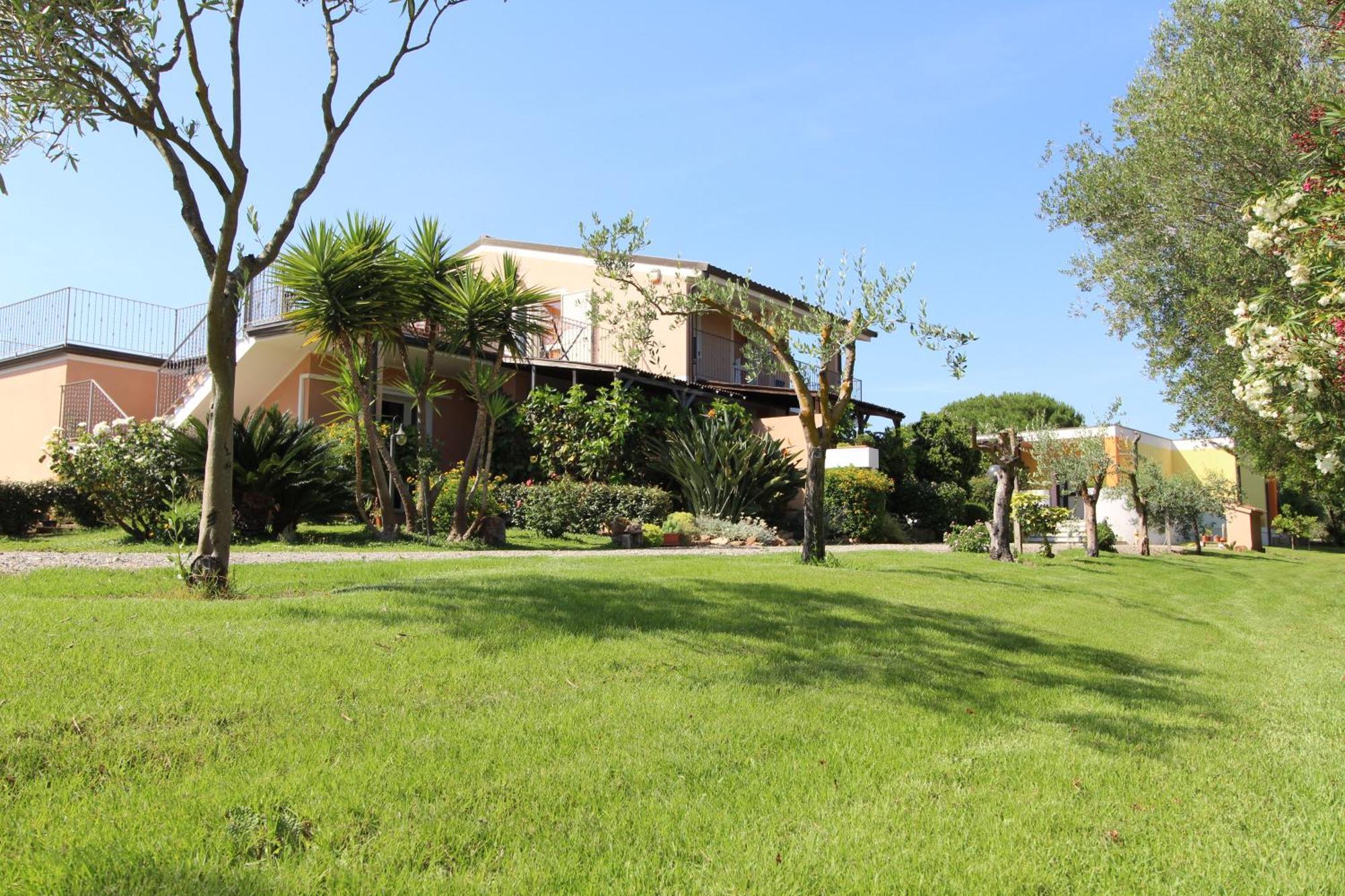 Casa Vacanze Giovanna SantʼAnna Arresi Exterior foto