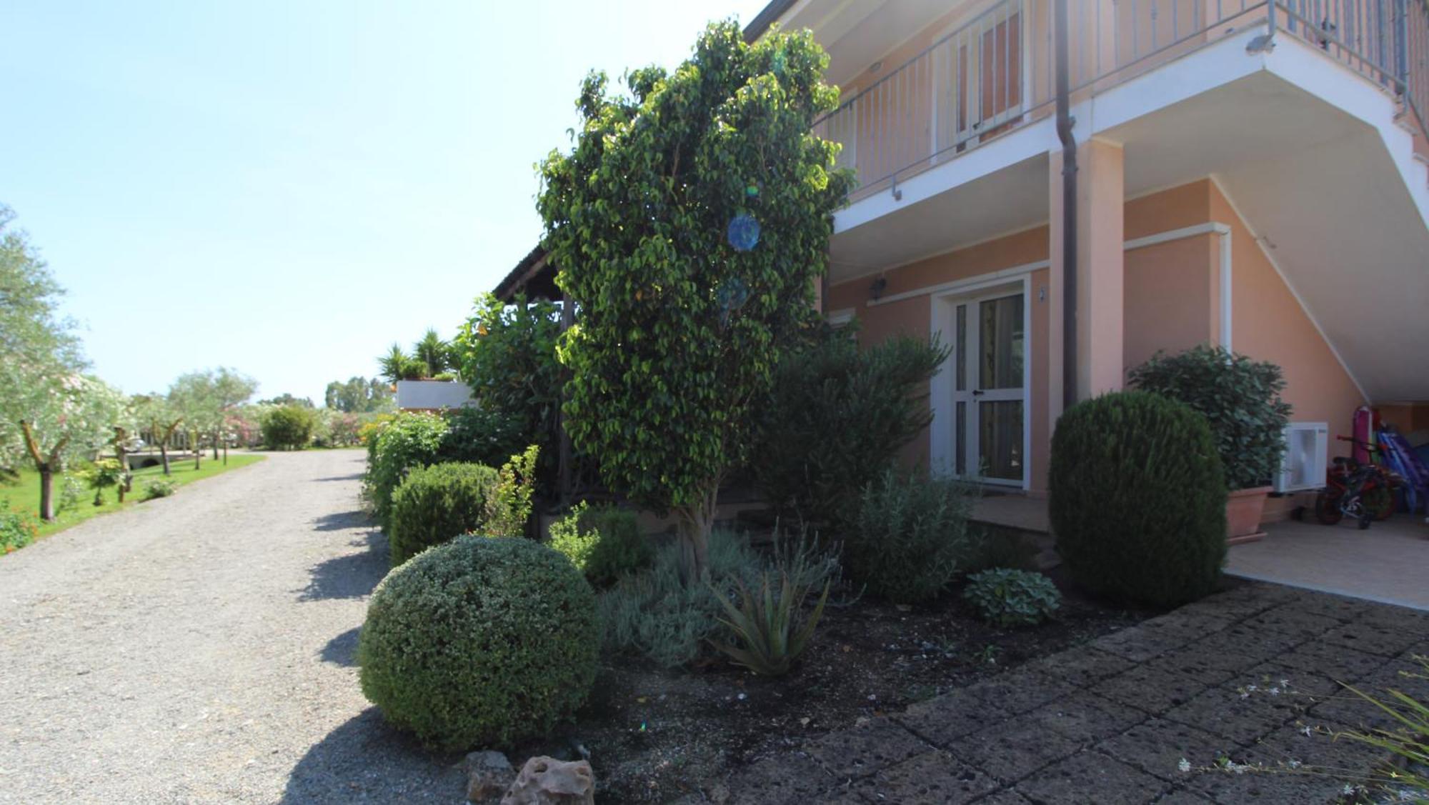 Casa Vacanze Giovanna SantʼAnna Arresi Exterior foto